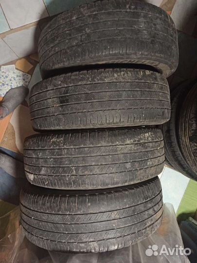 Michelin Latitude Tour HP 215/60 R17