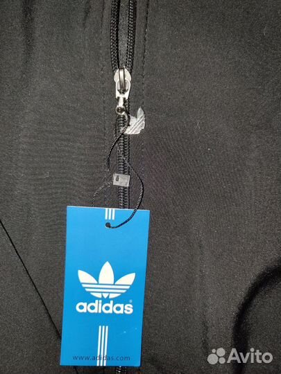 Спортивный костюм adidas