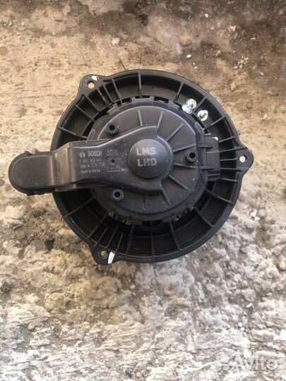 Моторчик печки Спортаж 3 айикс35 Соната