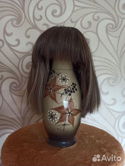 Парик из искусственных волос