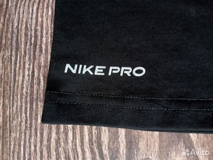 Футболка nike pro в чёрном цвете