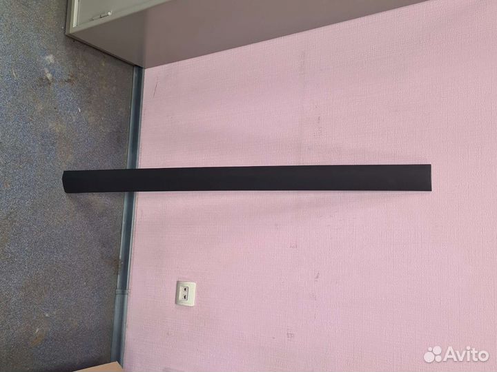 Молдинг задней правой двери