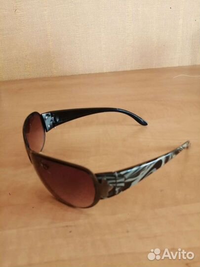 Солнцезащитные очки