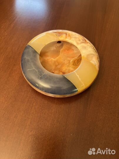 Пепельница из оникса