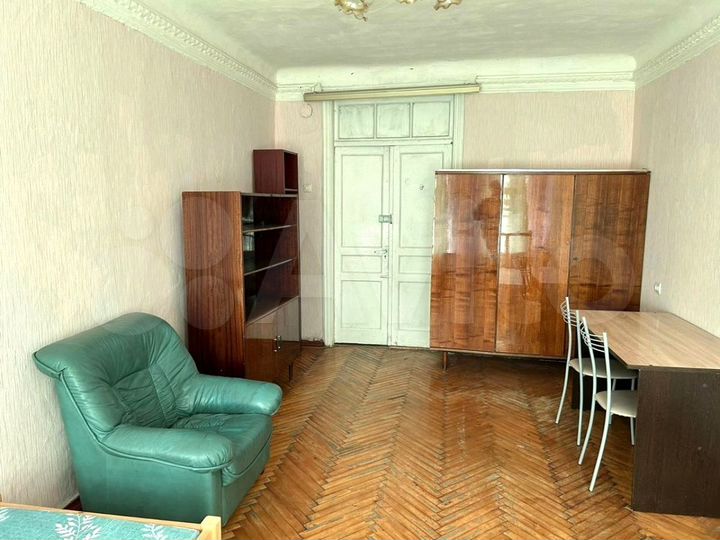 3-к. квартира, 92 м², 3/7 эт.