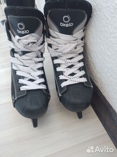 Коньки хоккейные