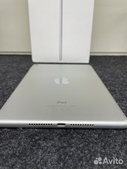 iPad mini 5 поколения 64 GB