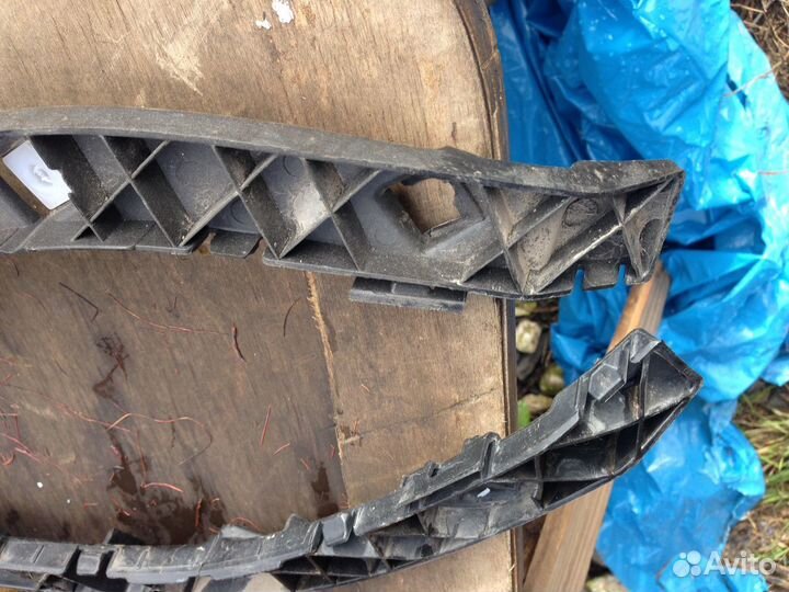 Кронштейн заднего бампера Хендай Солярис