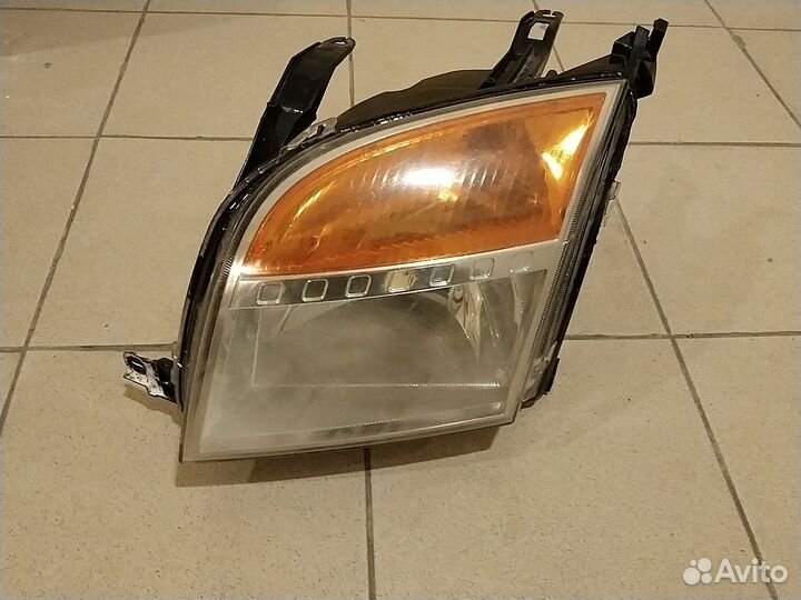 Фара передняя левая Ford Fusion