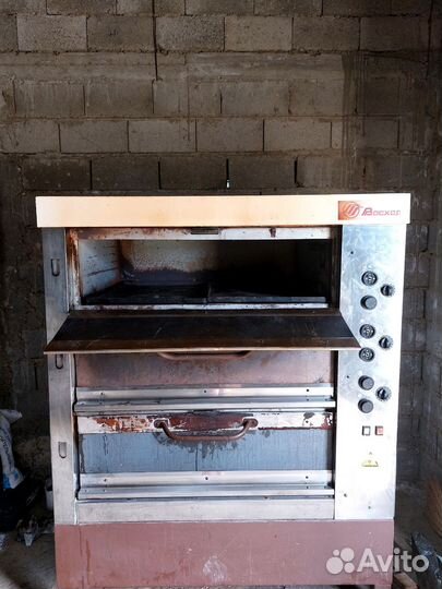 Хлебопекарная печь 