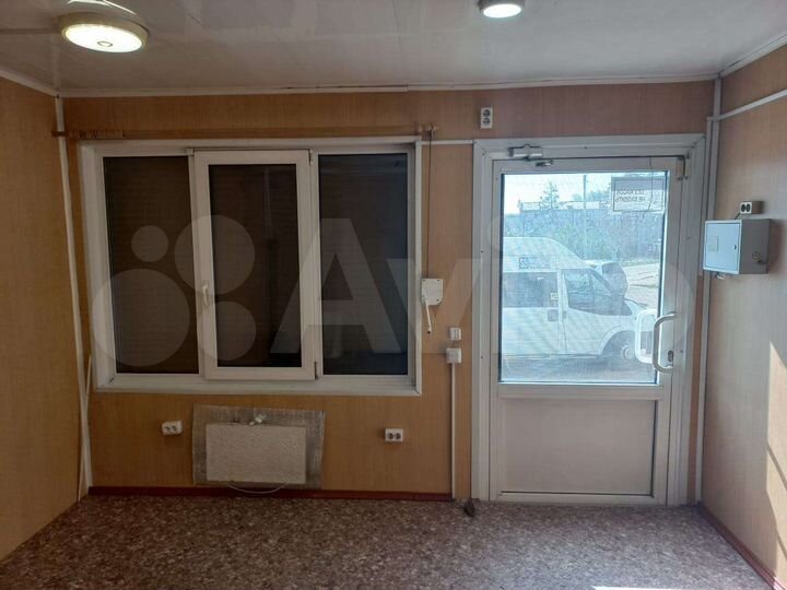 Торговая площадь, 16 м²