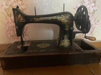 Швейная машинка СССР антикварная рабочая