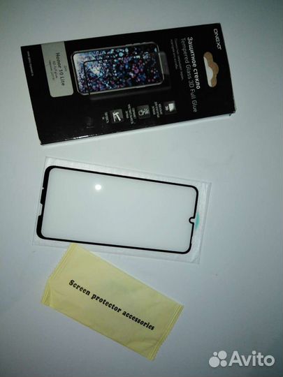 Защитное стекло на Honor 10 Lite
