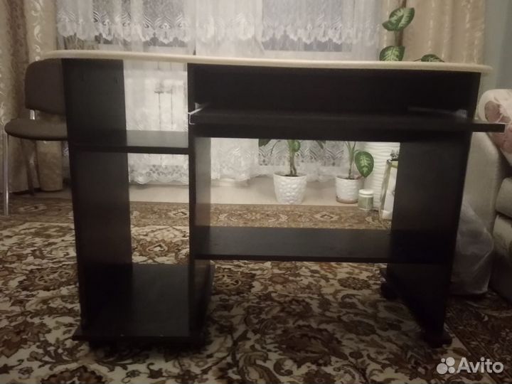 Компьютерный стол бу