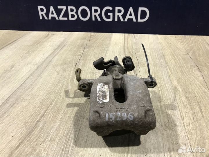 Суппорт задний левый Peugeot 5008 1.6 2011