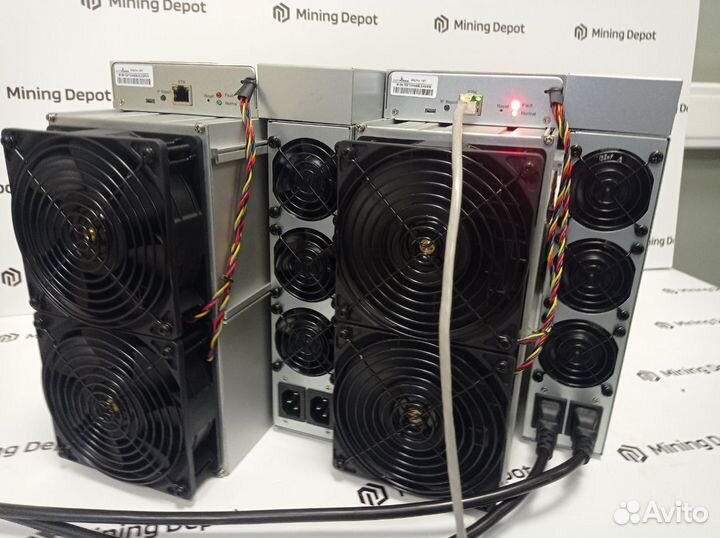 Antminer Bitmain S19 Pro 110th