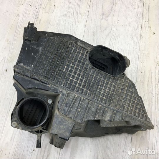 Корпус воздушного фильтра LADA xray