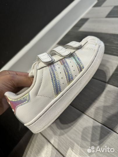 Кроссовки adidas superstar