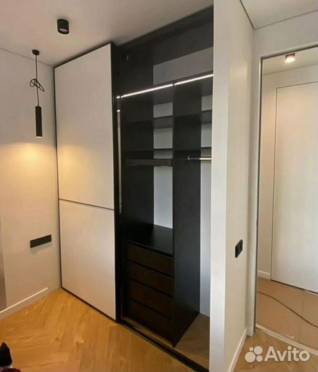 Встроенный шкаф