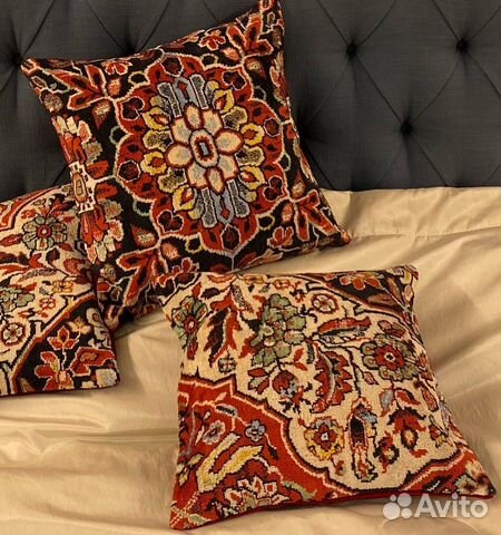 Подушка интерьерная диванная новая много