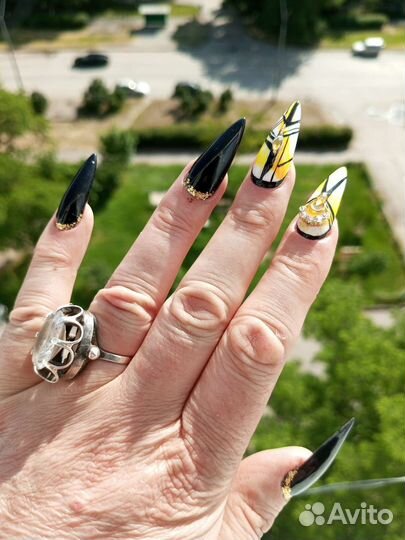 Наращивание ногтей