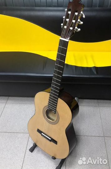 Гитара классическая