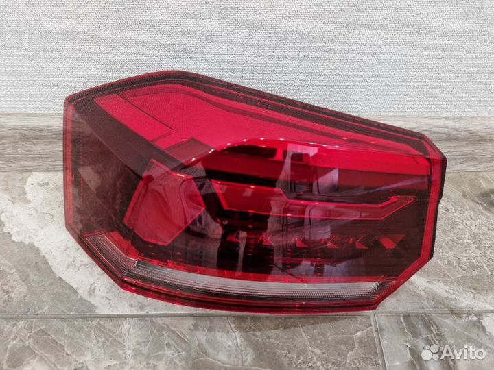 Фонарь наружный задний левый Volkswagen Polo 6 С
