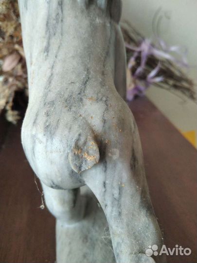 Коллекционная фигура