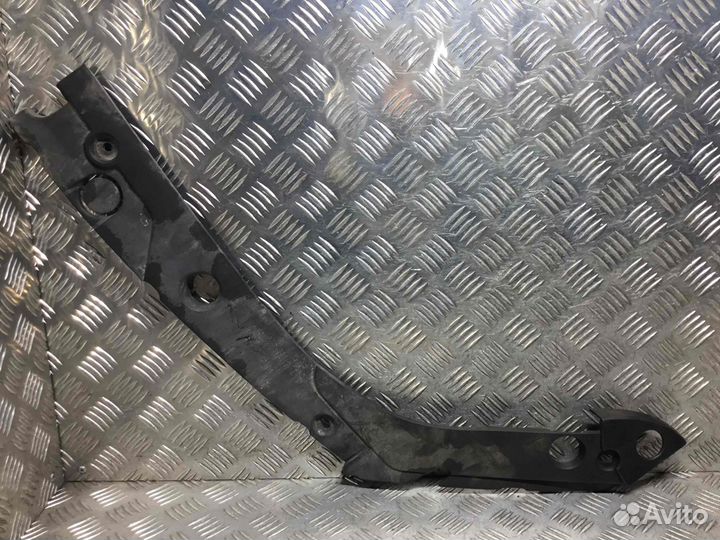 Пластик Renault Scenic 8200187674 F4R770