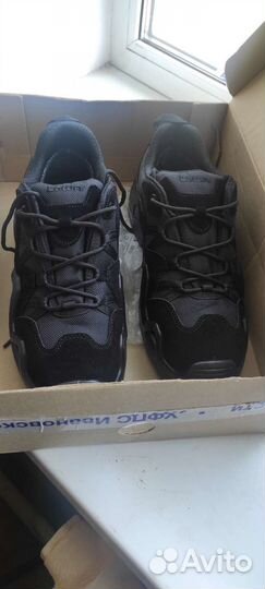 Продам кросовки по типу оригинальных Лова