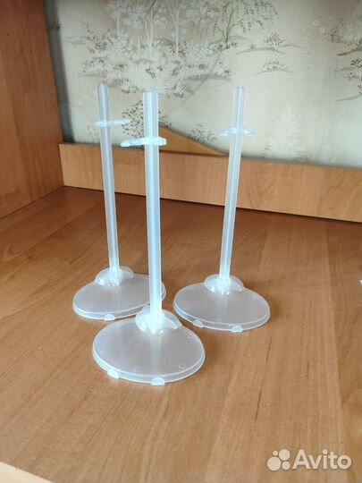 Подставка для кукол