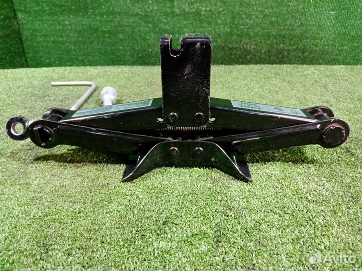 Домкрат Subaru Legacy Outback BR9 / B14 EJ253