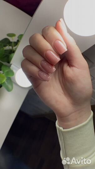 Маникюр с покрытием гель-лак