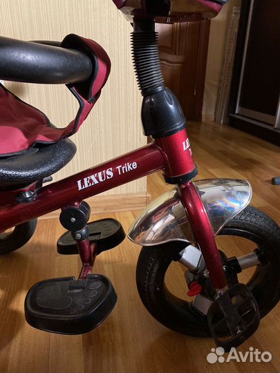 Трехколесный велосипед