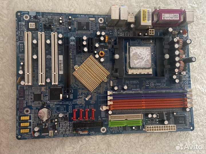 Материнская плата