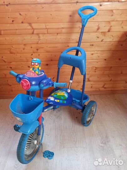 Велосипед трёхколёсный с ручкой