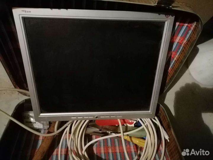 Монитор Samsung 17