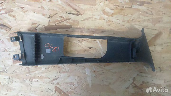 Обшивка стойки левая Mercedes-Benz M-Class W163