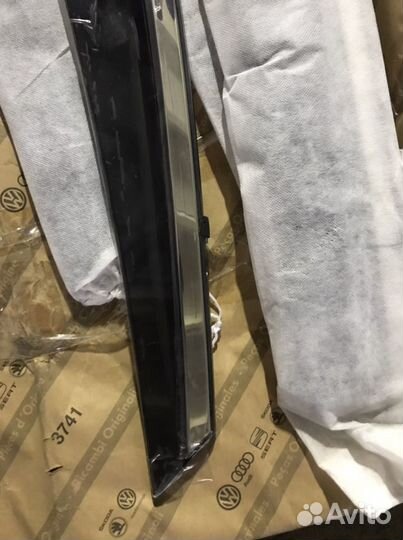 Ветровики toyota rav4