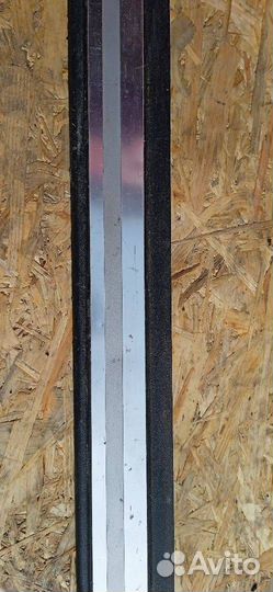 Накладка на порог правая Audi A5 8T 2010 8T0853374