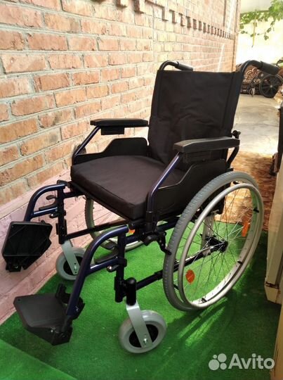Инвалидная коляска новая