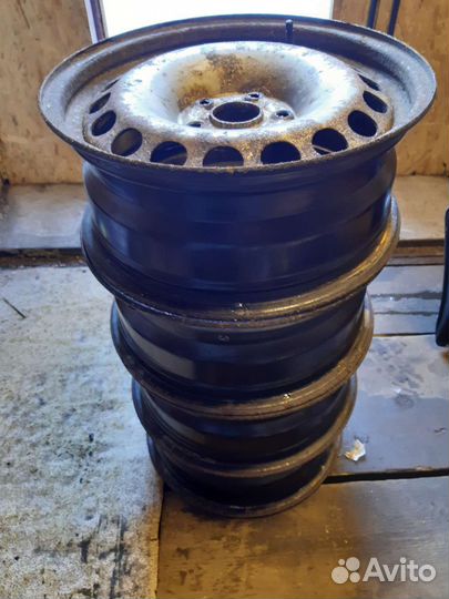 Автомобильные диски r16 штампованные