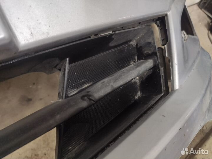 Бампер передний Hyundai Solaris