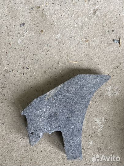 Пыльник подкрыльный Volkswagen polo 5