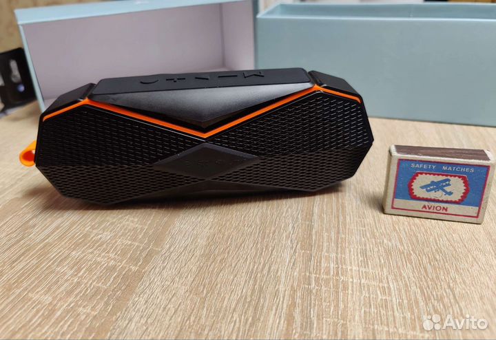 Беспроводная колонка блютуз