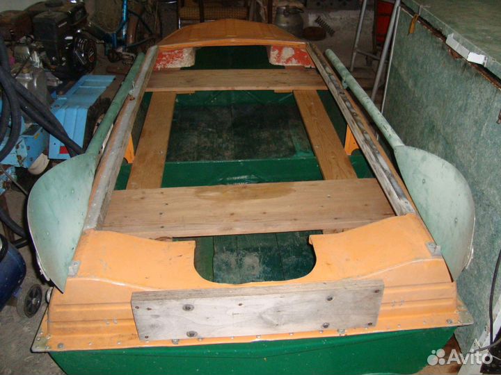 Лодка Романтика