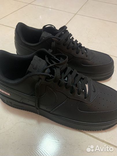 Кроссовки Nke Supreme