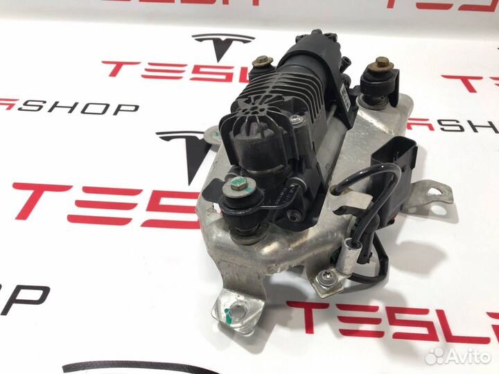 Компрессор пневмоподвески Tesla Model S 2013