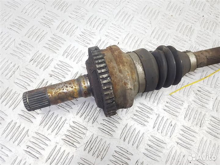 Полуось задняя (приводной вал, шрус) Opel Omega B