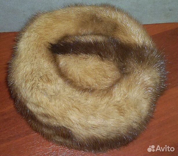 Шапка норковая женская р. 54 б/у в хор. состоянии